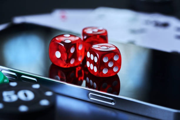 superfun99 Dragon Tiger cards dealt showing higher card highlighted as winner